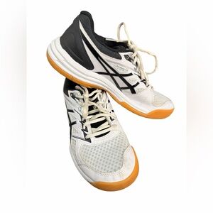 Womens UPCOURT 4 ASICS Volleyball shoes Size 8! Excellent condition. Rubber sole